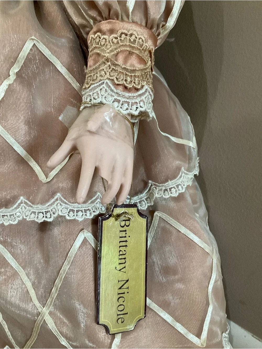 American Classics Porcelain Doll Brittany Nicole in Pink Dress & Bag Vintage